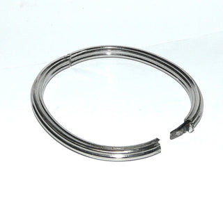 schmales Einzelstück, schlichter, geriefter Armreif, Armspange aus 925 Silber massiv, poliert mit Kastenschloß, Innenform oval, 0,6 cm breit, Innenumfang 17,5 cm -	Nur erhältlich bei www.danilogold-shop.de