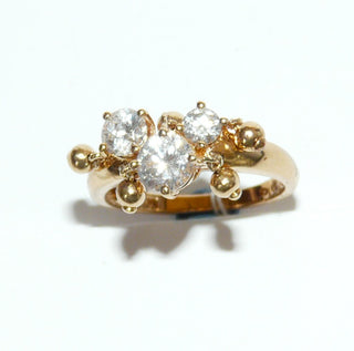 Einzelstück, verspielter Ring aus 925 Silber vergoldet mit 3 funkelnden Zirkonia sicher gefaßt in 4-Kraper-Chatons sowie 5 beweglichen Kugeln, Ringweite 60 -	Nur erhältlich im Onlineshop von Juwelier & Goldschmiede Danilo!