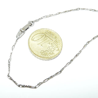 Einzelstück, handgefertigte Halskette, zarte Vintage-Kette "gedrehter Draht" aus gedrehten Silberdraht-Elementen in 835 Silber, 42 cm lang, mit stiltypischem Verschluß, um 1920. Einzeln oder mit Anhänger tragbar. -	Handgefertigter Schmuck nur erhältlich bei www.danilogold-shop.de 