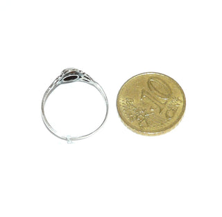 zartes Einzelstück, filigraner Korallen-Ring in Filigrantechnikgefertigt, Silber poliert, in den Tiefen geschwärzt, Naturkoralle, Ringweite 55. Dazu paßt Vin 0098-97, Art-Deco um 1920 -	Vintage-Schmuck nur im Onlineshop von danilogold!