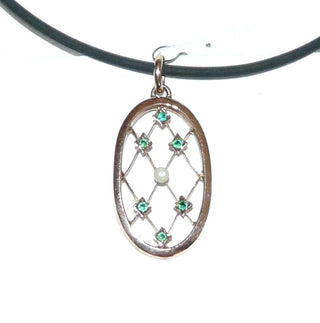 antikes Einzelstück, zarter ovaler Vintage-Smaragd-Anhänger Art Deco aus 333 Gold mit 6 Mini-Smaragden + 1 Mini-Perle, feines Streben-Gitte mit Goldrand, um 1920 -	Vintage-Schmuck nur im Onlineshop von danilogold!