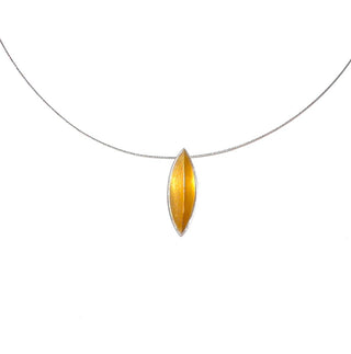 Einzelstück, zartes graphisches Collier aus 925 Silber komplett mit einem Edelstahlseil von 45 cm Länge mit Silberverschluß, Anhänger "Schiffchen", innen dezent eismattiert + vergoldet, hinten poliertes Silber -	Nur erhältlich bei www.danilogold-shop.de