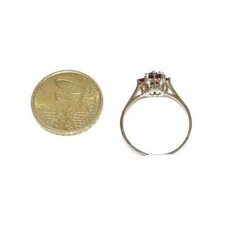 zierliches Einzelstück, Vintage Granatring aus 333 Gold als runde Rosette aus 7 handgeschliffenen Böhmischen Altschliff-Granaten, Drahtkörbchen als Fingerauflage, Krappenfassungen, Ringweite 54,5, um 1960 - Goldschmiede Danilo