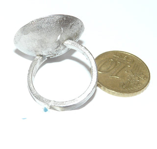 handgefertigtes Einzelstück, zweifarbiger Unikat-Ring "Gerissen". Aufgetiefte Schale aus 925 Silber + 999 Feingold in Keum-Boo-Technik gearbeitet, mattiert, Ringweite 5. Dazu paßt Anhänger An 0238 + Ohrschmuck Ohr 0123. -	Handgefertigtes Unikat! Nur im Onlineshop von Juwelier & Goldschmiede Danilo!